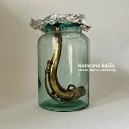 Naslovnica: Kotarjeva kašča